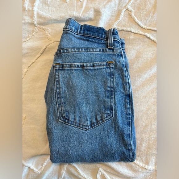 Abercrombie - Curve Love Ultra High Rise 90s Straight Jean - Picture 11 of 13